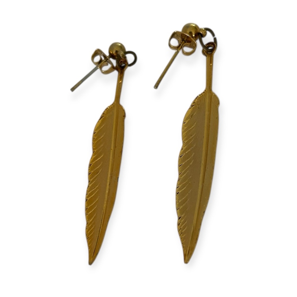Vintage 80’s Gold Tone Feather Drop Earrings - Picture 7 of 14